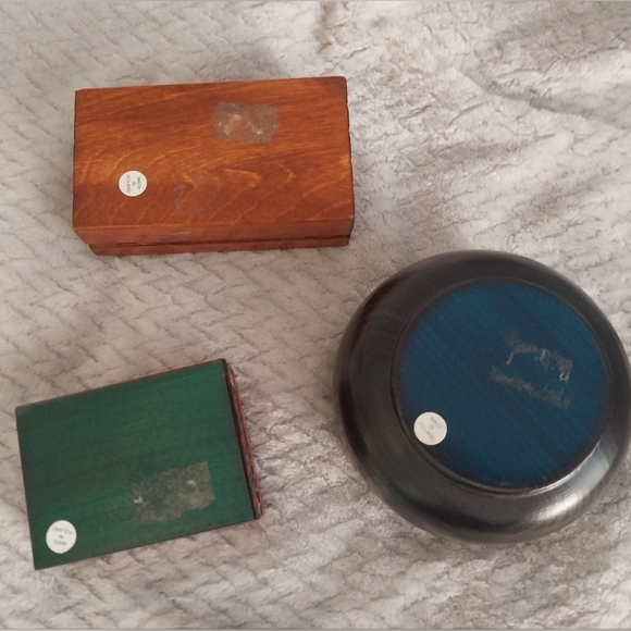 Artisan Made Wood Carved Made in Poland Trinket Boxes (Set of 3) - Picture 7 of 7